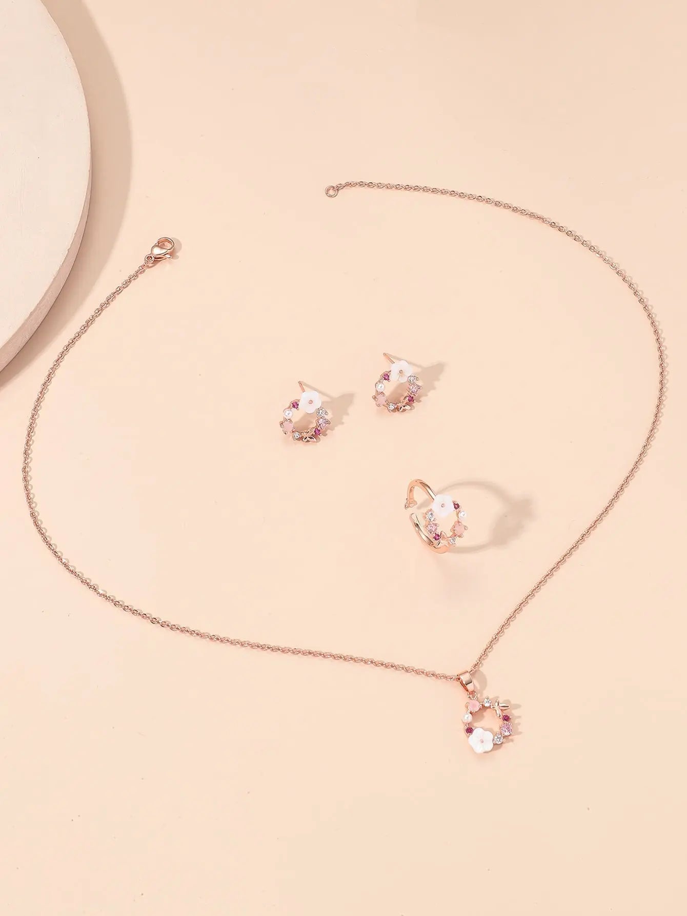 4 Pieces Rose Gold Taha Collection