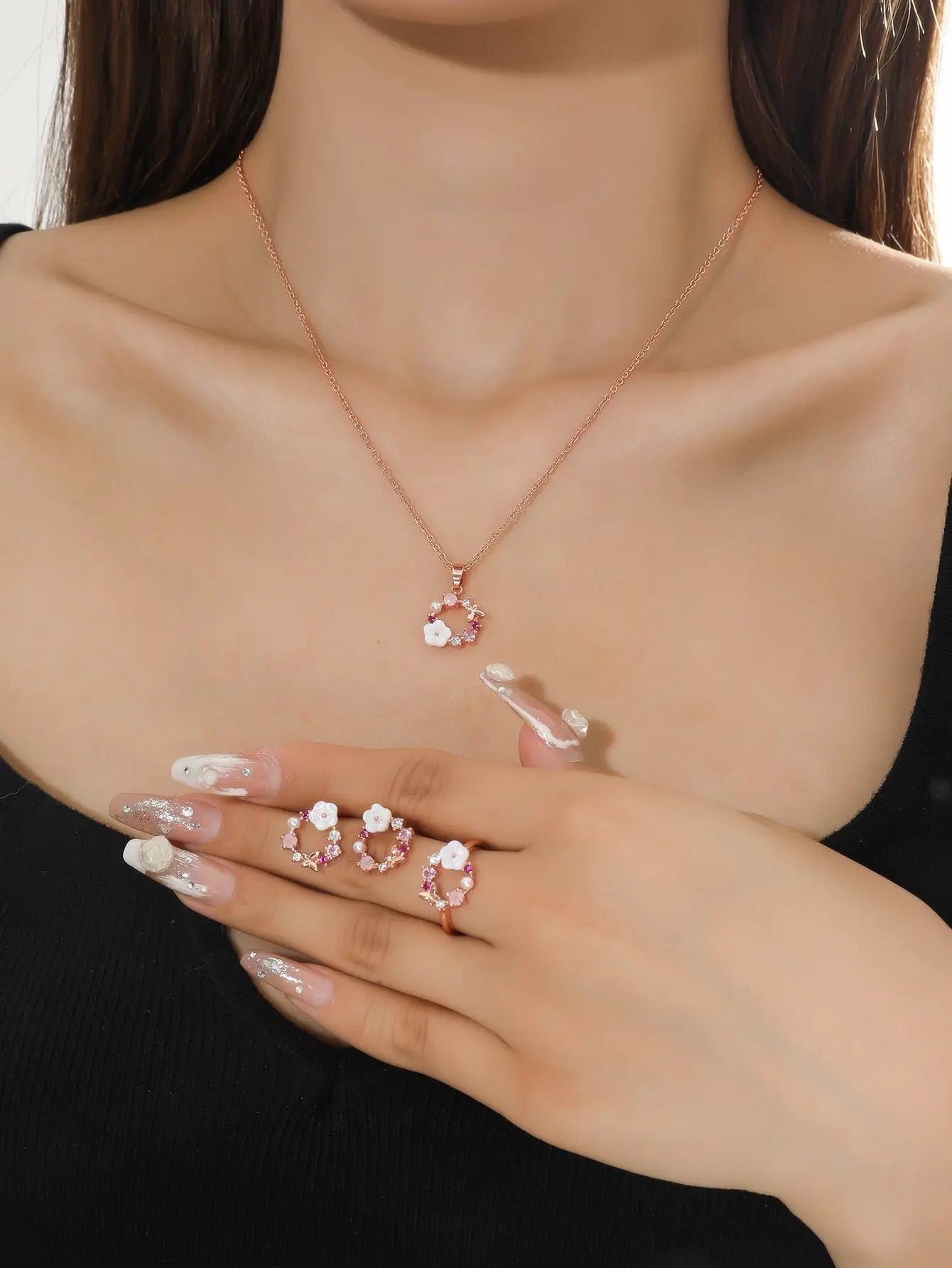 4 Pieces Rose Gold Taha Collection